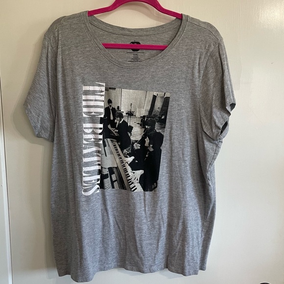 The Beatles Women’s Size XXL Gray Graphic Short Sleeve T-Shirt - Picture 1 of 5